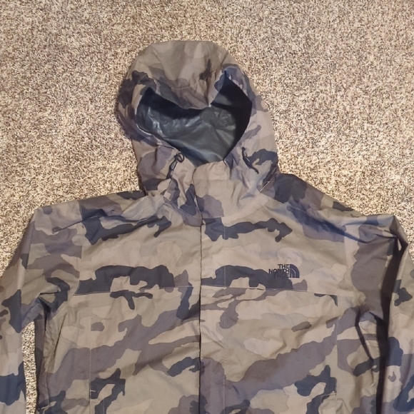 The North Face Men's Camouflage Windbreaker Rain Dryvent Jacket - Picture 1 of 9